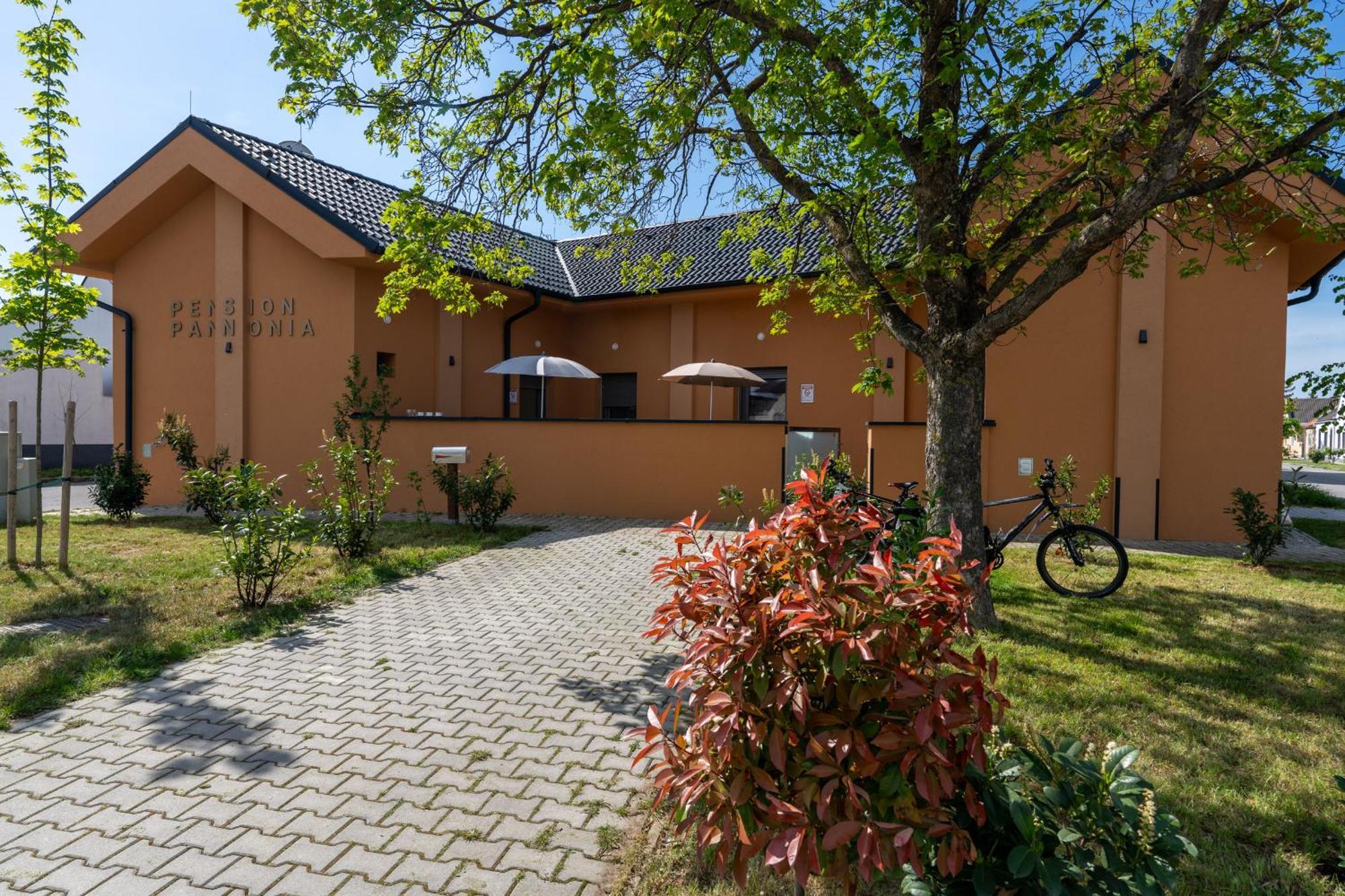 Pension Pannonia Parndorf Zewnętrze zdjęcie