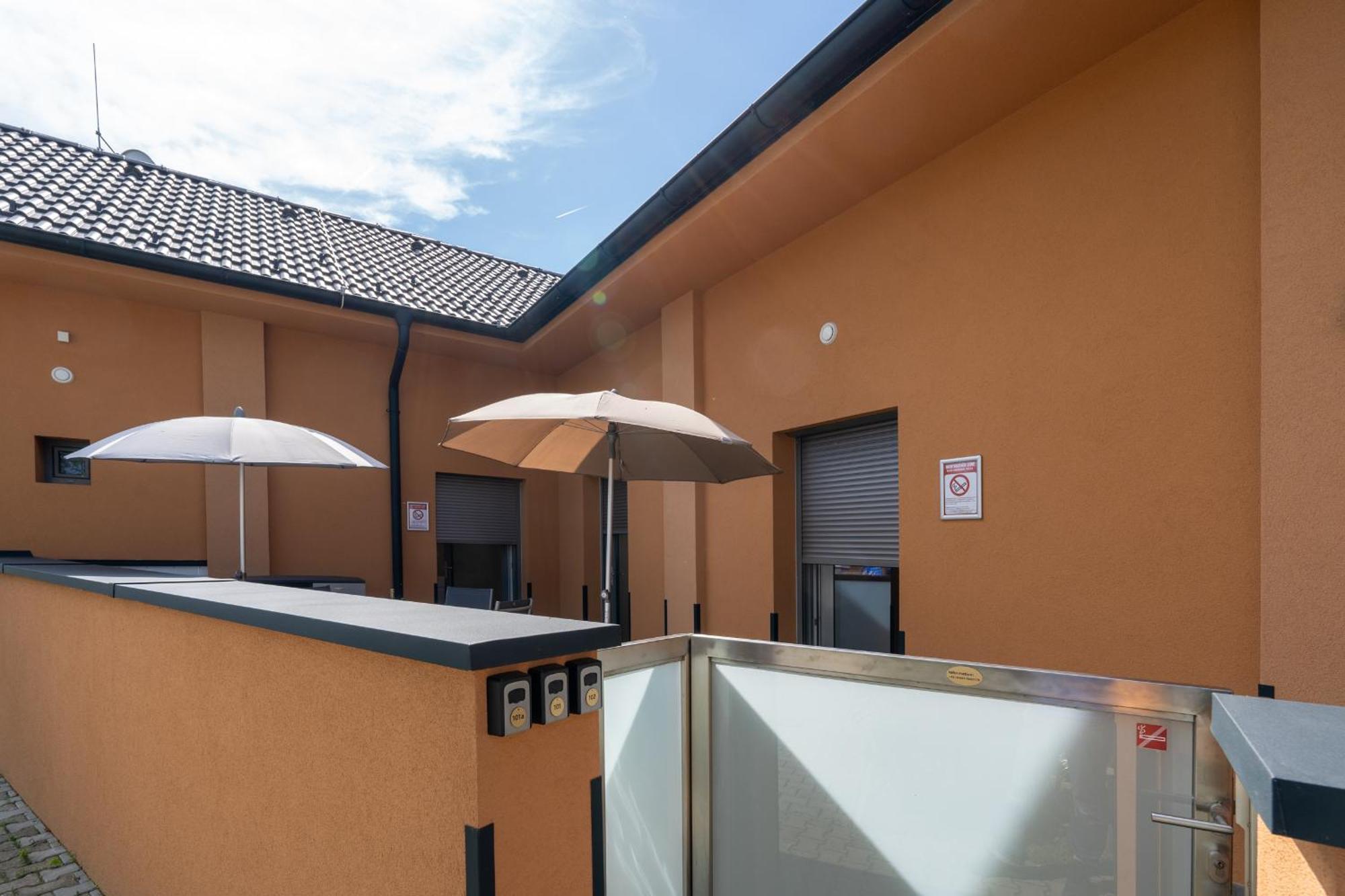 Pension Pannonia Parndorf Zewnętrze zdjęcie