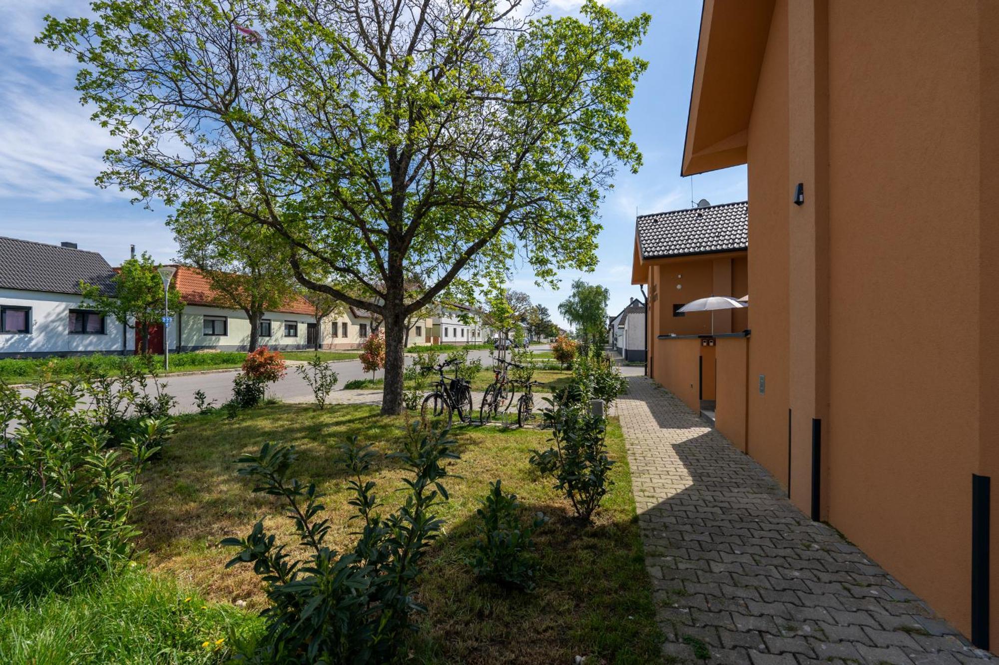 Pension Pannonia Parndorf Zewnętrze zdjęcie